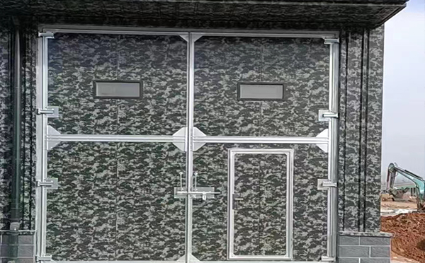 临潼工业平开门