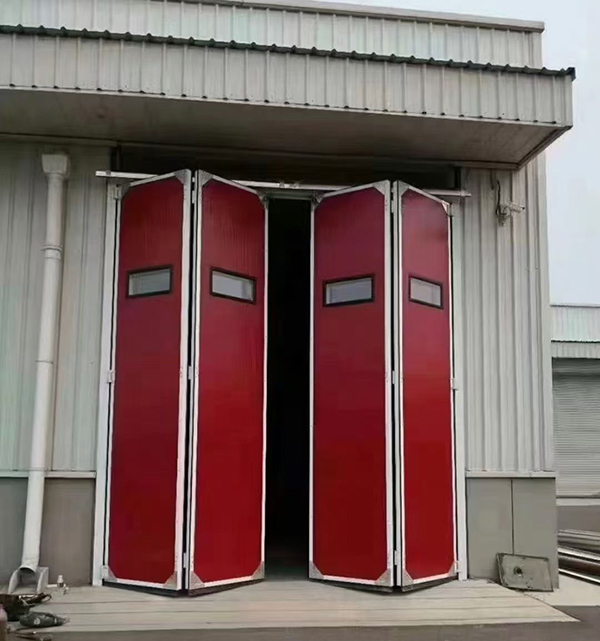 临潼工业折叠门在大型装配车间出入口的应用实例